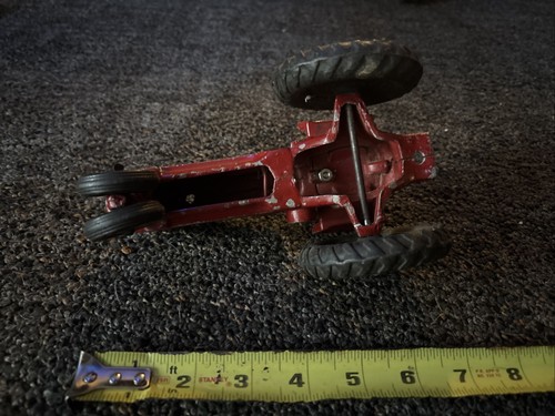 Massey Harris 44 MH 1/16 scale toy tractor ORIGINAL 1950's slik man driver seat - Picture 6 of 6