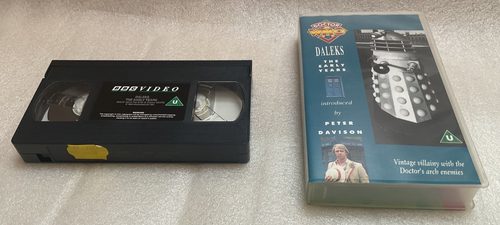 Doctor Who Daleks Die frühen Jahre Vintage VHS Video moderiert von Peter Davison 1992