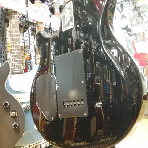 MUSICMAN AXIS SPORT Used 1998 Ash body Maple neck Maple fingerboard w/Hard case - Picture 4 of 10