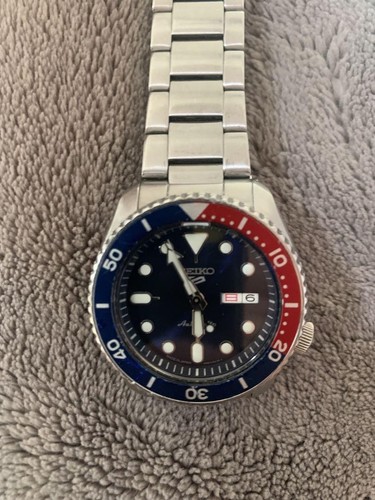 Seiko Automatic Windingwatch Blue Red Bezel Sbsa003 - Picture 6 of 7