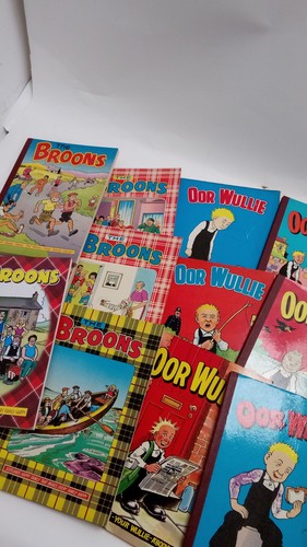 Oor Wullie & The Broons Comic Annuals Mixed Bundle - 30+ Books - Picture 7 of 12