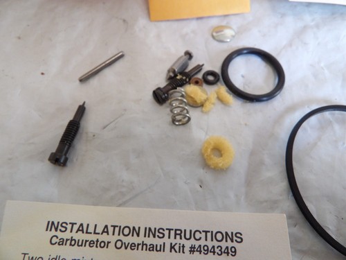Kit de revisión de carburador Briggs and Stratton 494349 genuino OE NOS - Imagen 1 de 6
