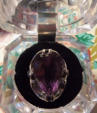 Vtg Sterling  amethyst ring, size 7.5, 8.47 total grams