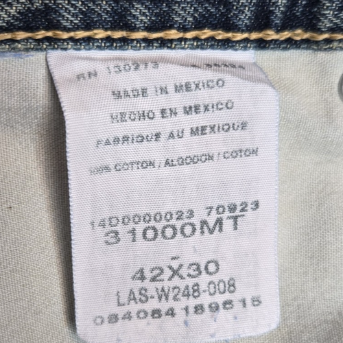 Wrangler Rugged Wear Denim Blue Jeans Men's 42 x 30 - Straight Leg Med DK Wash - Picture 4 of 9
