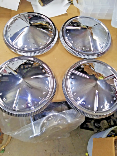 4 Vintage NOS 60 61 Pontiac Dog Dish Hubcaps - Picture 1 of 7