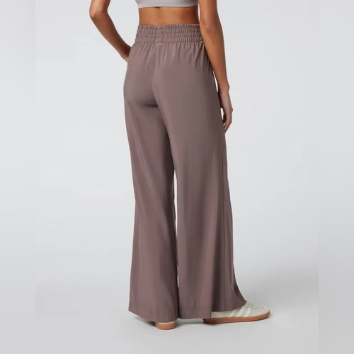 Vuori Villa Wide Leg Pants in Chocolate Size Extra Large Short New! - Picture 12 of 15