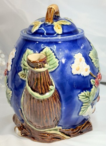 Majolica teapot, likely from the late 20th century. - Picture 5 of 11