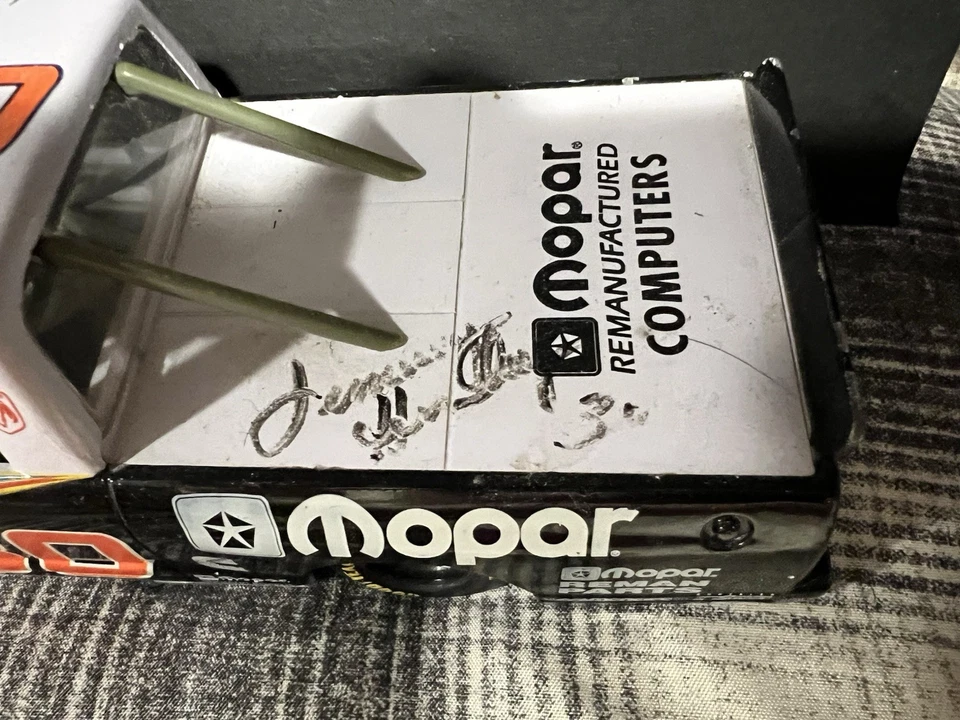 Racing Champions #30 Jimmy Hensley 1996 NASCAR Craftsman Truck Team Mopar Dodge - Image 2 of 4