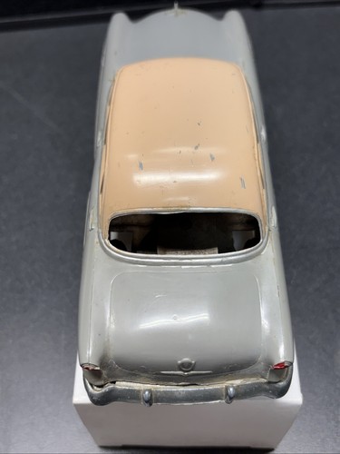 AMT 1953 FORD 4 DR SEDAN DEALER PROMO CAR MODEL 1:25 GIVEAWAY FRICTION MOTOR - Picture 8 of 12