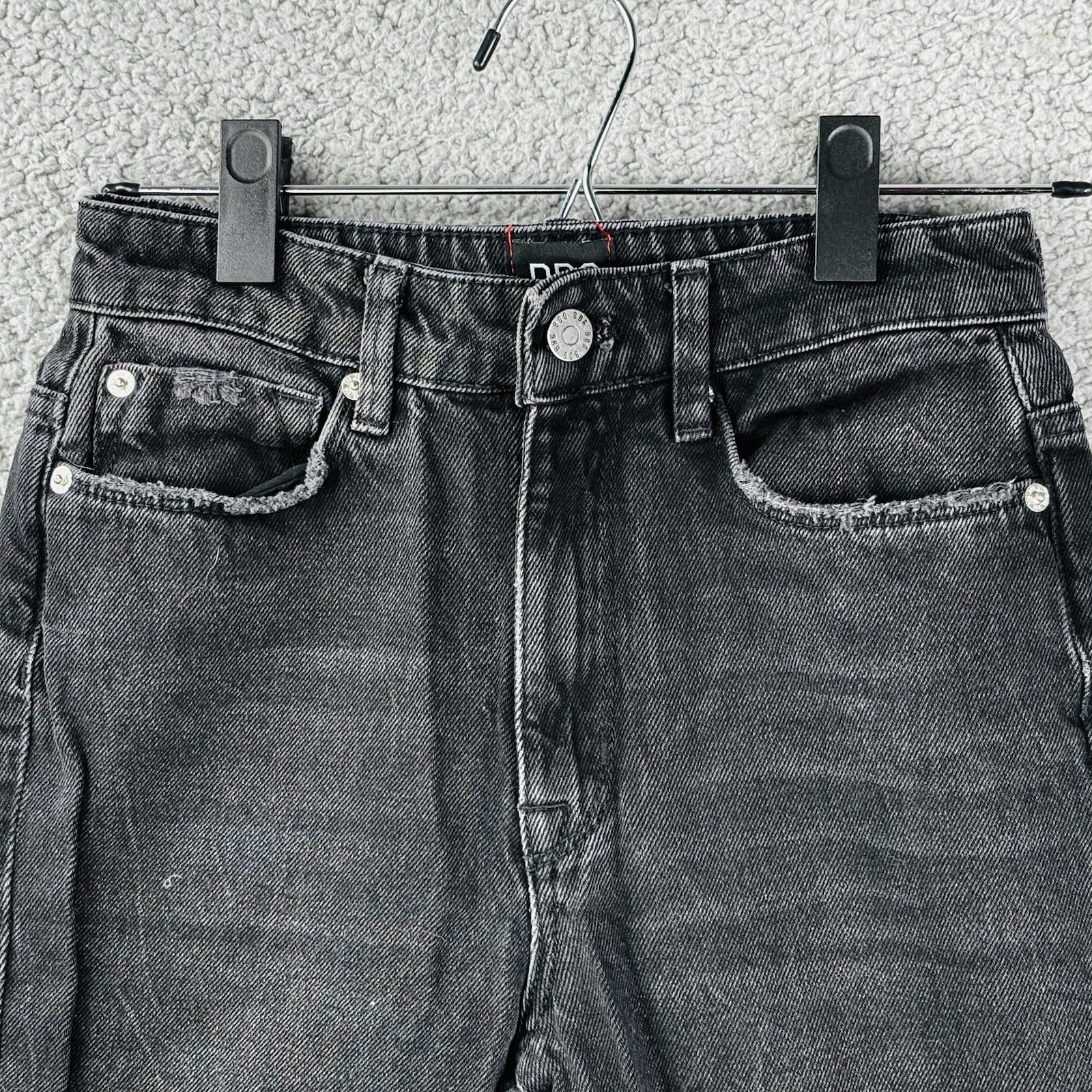Picture 6 of 17