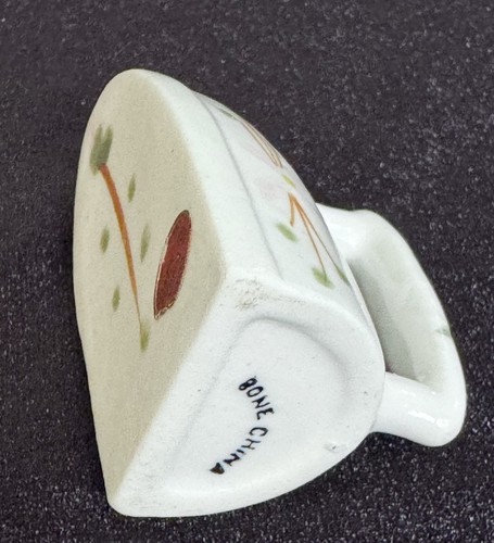 Vintage Miniatur Bone China Eisenform Zahnstocher Halter Made in Japan Folie Aufkleber - Bild 3 von 10