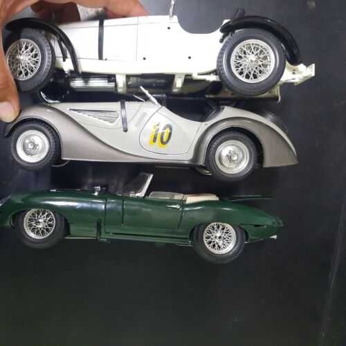 LOTTO MACCHININE MODELLINI 1:18 VINTAGE - BURAGO MAISTO MERCEDES JAGUAR BBURAGO - Foto 2 di 7