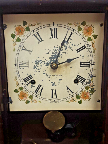 ANTIQUE Seth Thomas Mantel Clock with Door - Dark Wood Frame - w/ Winding Key - Picture 3 of 10