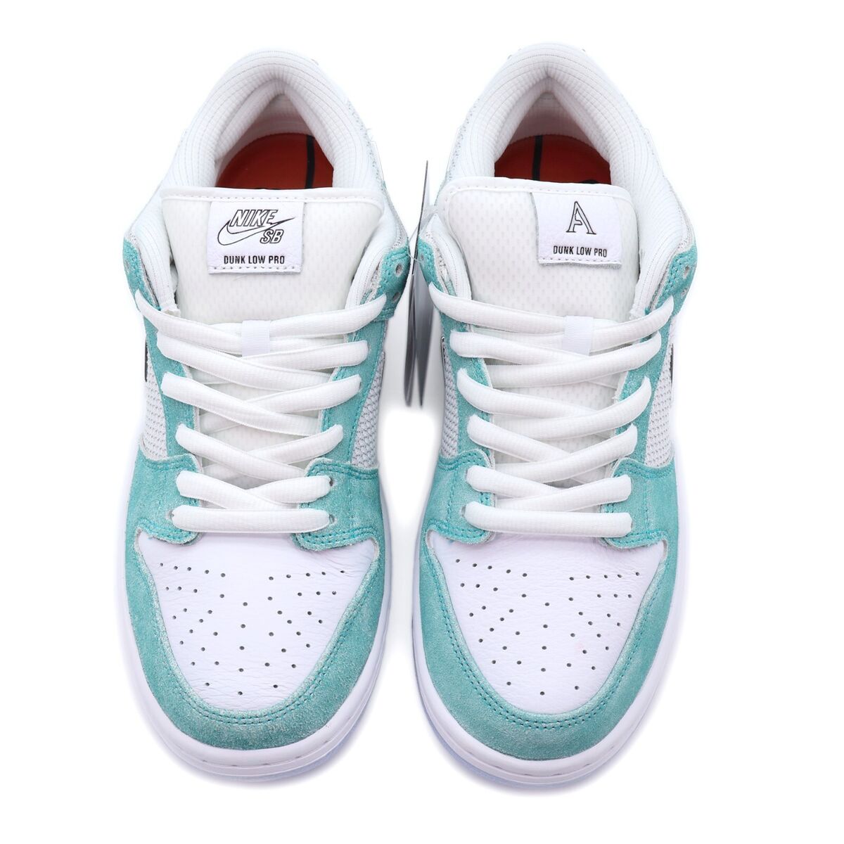 FD2562-400 APRIL SKATEBOARDS Nike SB Dunk Low Pro QS Turbo Green Silver  (Men's)