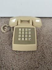 Vintage AT T Push Button Desk Phone ATT CS2500DMGF Beige Untested