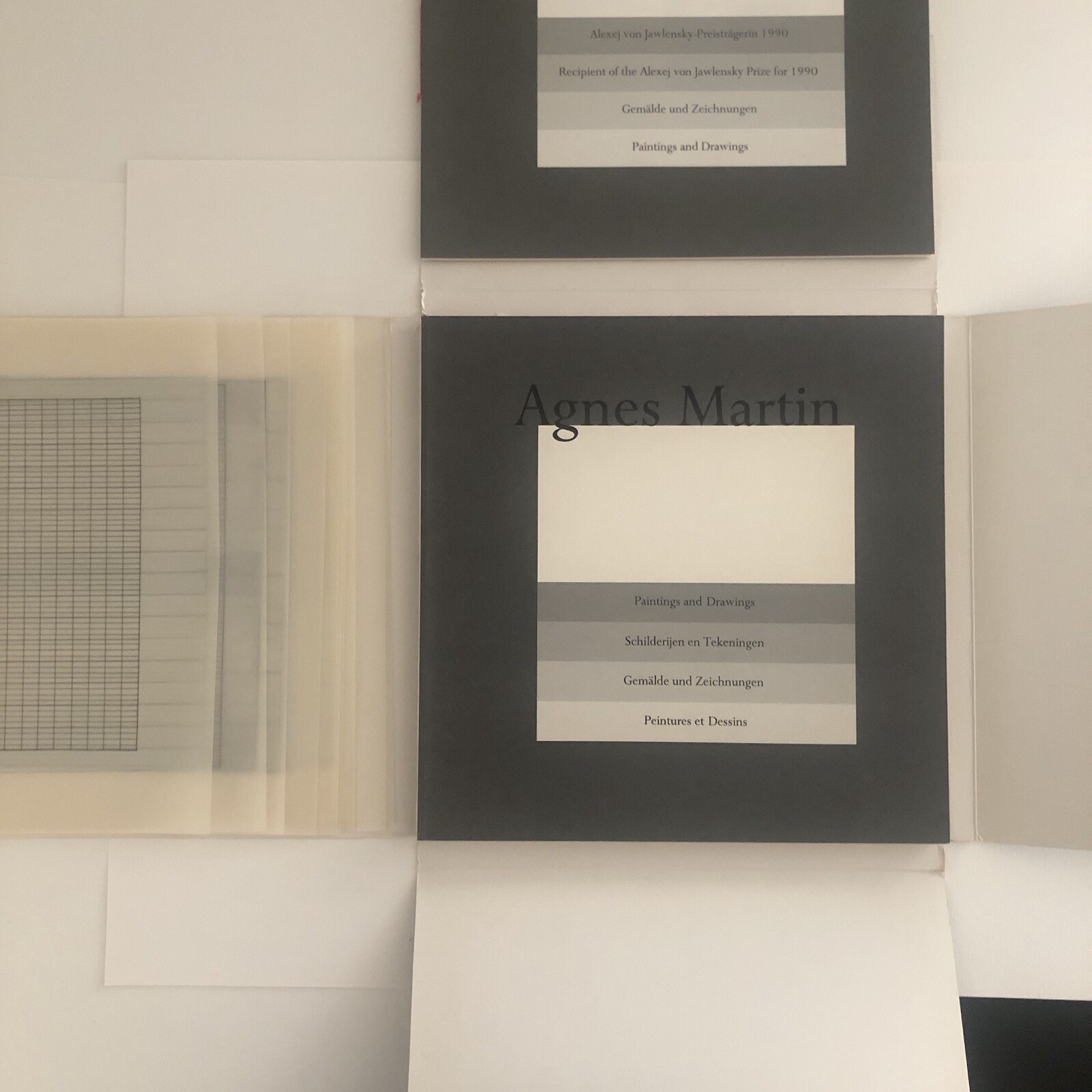Agnes Martin - Cuadros y dibujos | Pinturas y dibujos con 10 litografías.