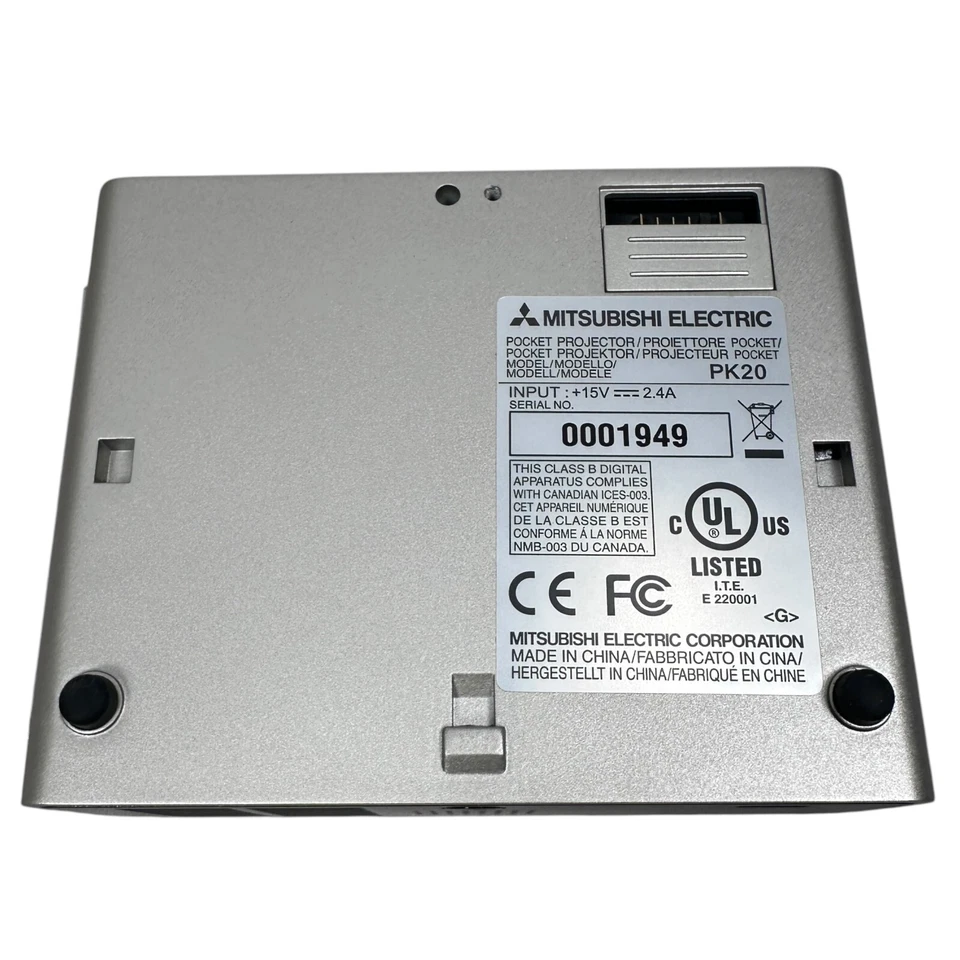 Mitsubishi Electric PK20 Mini Pocket Projector Silver DLP with Power Adapter - Image 3 of 4