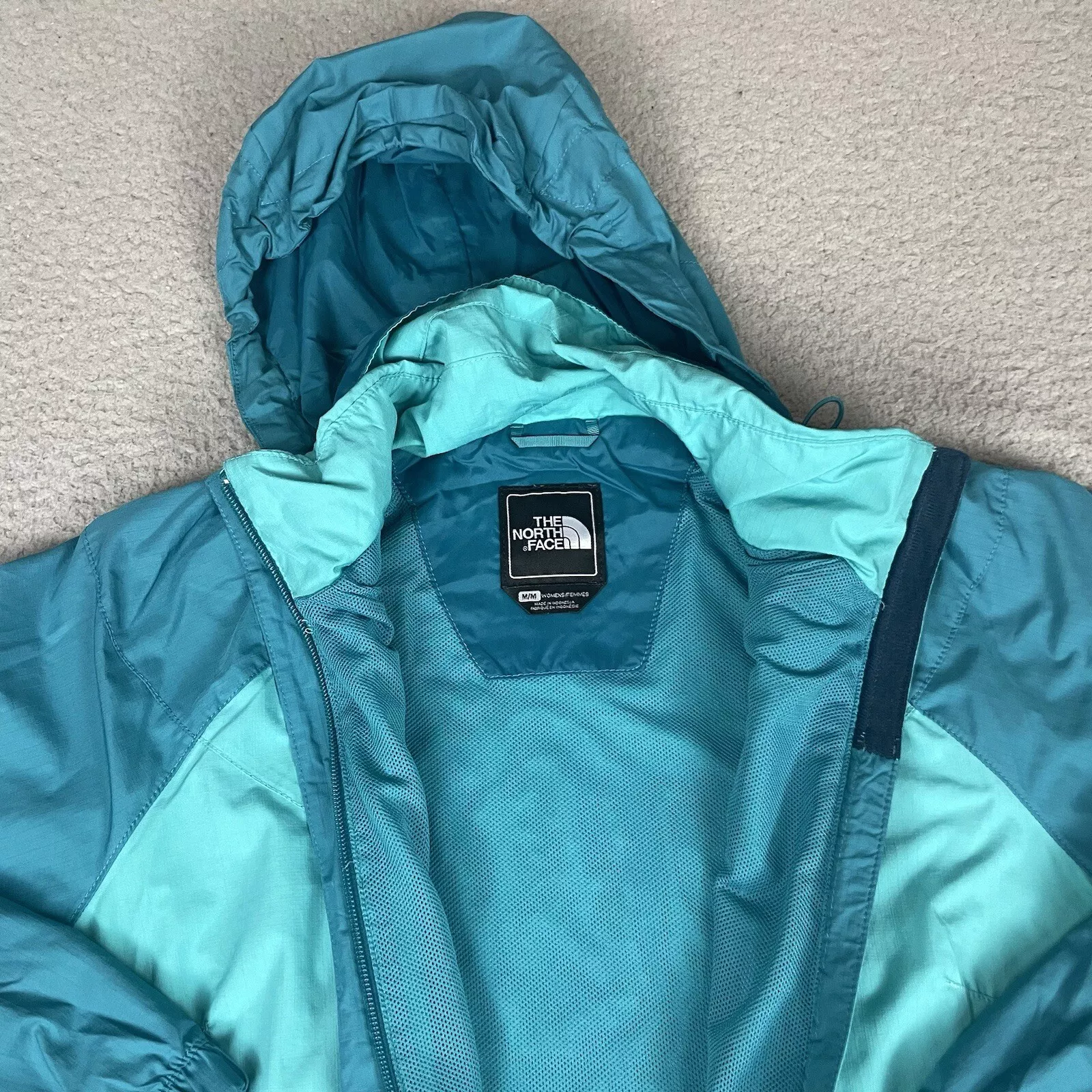 north-face mint mesh lining outdoor hooded coat jacket