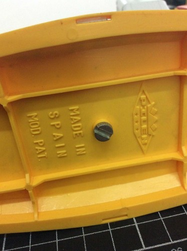 VINTAGE AUTO PILEN SPAIN SEAT 127 MOD.333 1:43 SCALE - Picture 3 of 4