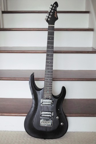 Aria Pro II MAC Deluxe Stained Black Electric Guitar MAC-DLX-STBK - Picture 2 of 8
