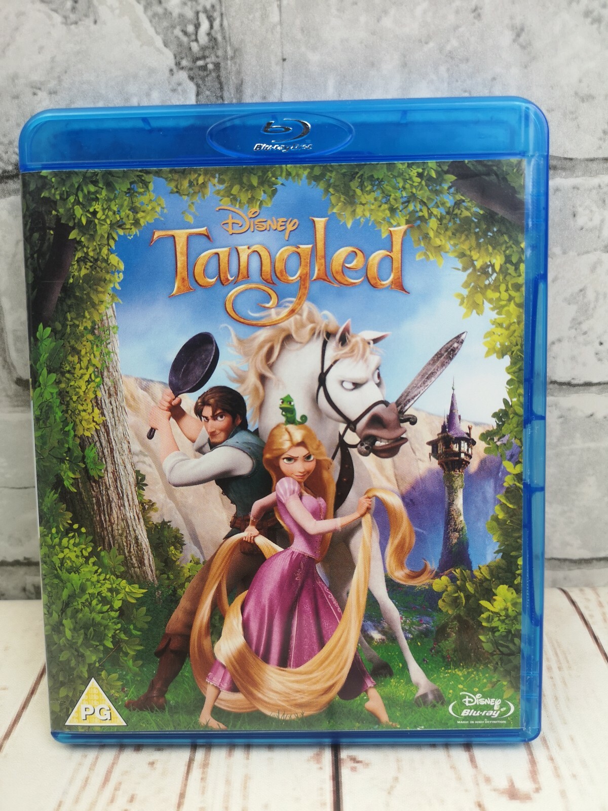Tangled (Blu-ray, DVD, 2011) movie film, watched once, home entertainment