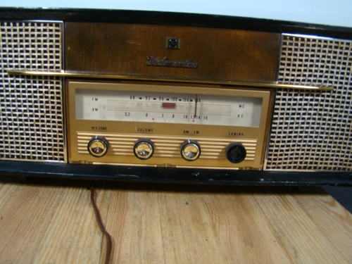 Vintage Delmonico Electric Tube Radio Model TFM-99U Victor Co Works Japan made - Picture 4 of 9