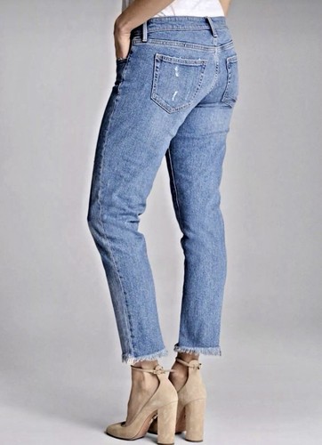 Women’s GAP 1969 Mid Rise Distressed Crop Girlfriend Jeans, Raw-Hem, Size 28 (6) - Picture 3 of 8