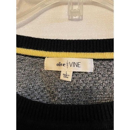 Olive & Vine Jacquard Buffalo Checkered Sweater (555) LARGE - Picture 4 of 4