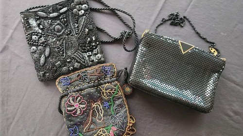 vintage purse lot *3 BEAUTIFUL BLACK BEADED VINTAGE PURSES* 💓💓💓 - Picture 2 of 13