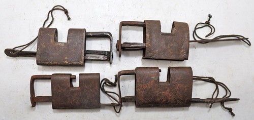 Lot of 4 Antique Iron Strip System Pad Locks Working Original Old Hand Crafted - Picture 9 of 9