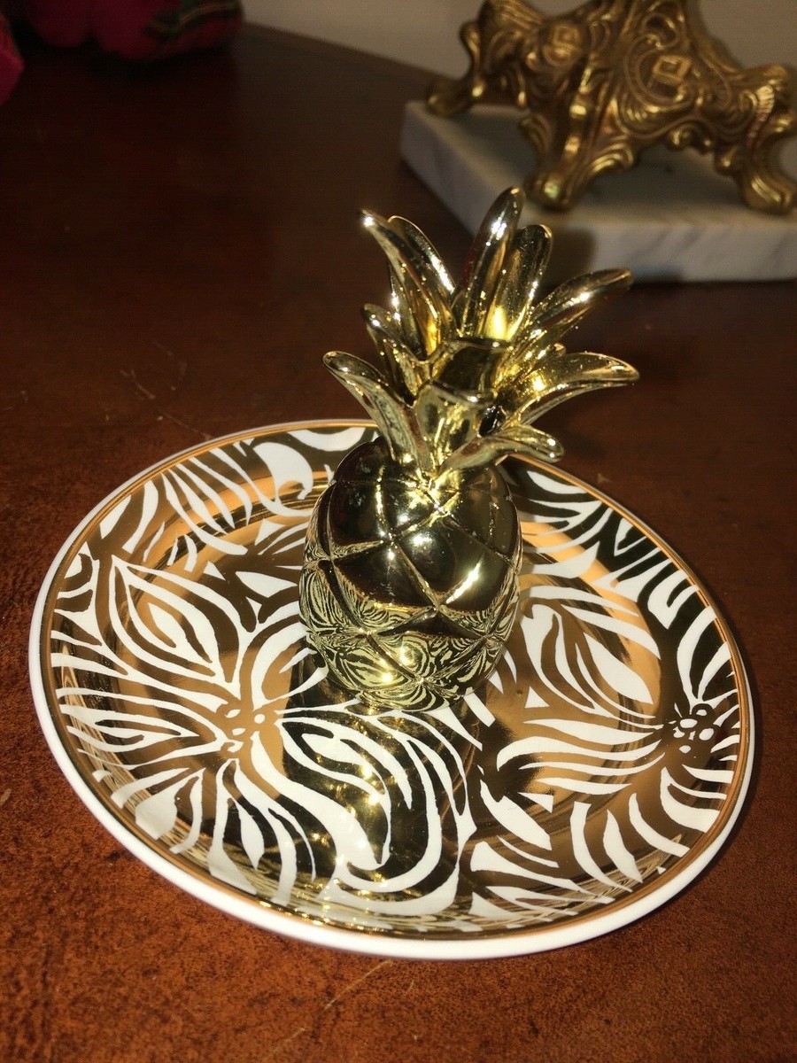 NEW LILLY PULITZER SHINY METAL GOLD WHITE SWIRLING FLORAL RING HOLDER PINEAPPLE eBay