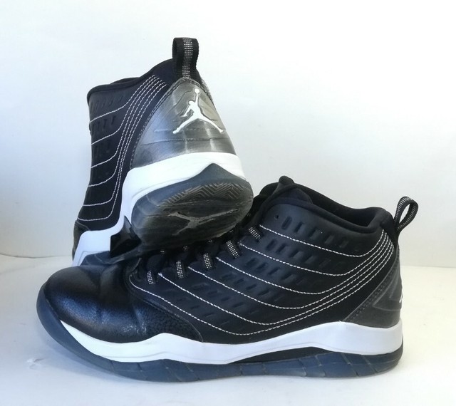 jordan horizon black and white