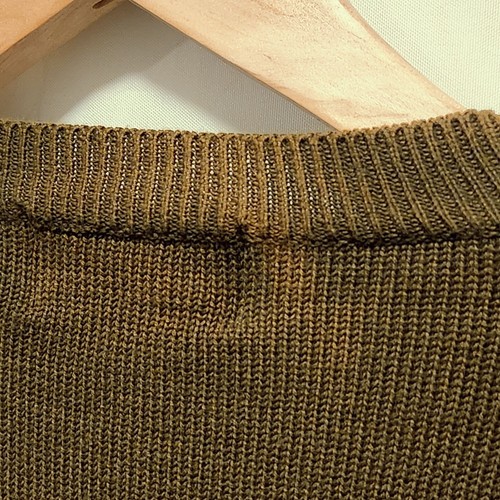 VTG Eddie Bauer V-Neck Sweater Men's M Olive Green Long Sleeve Ribbed Hem/Cuff - Picture 10 of 11