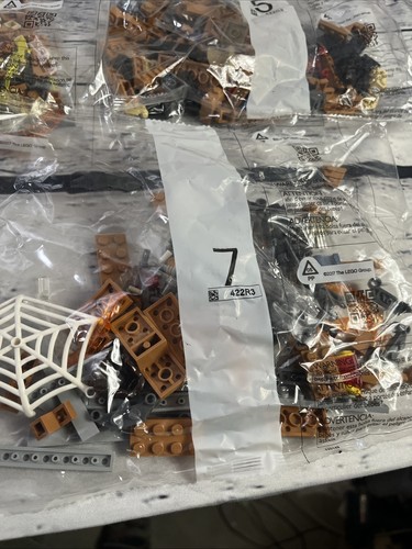 Lego Spider-Man Final Battle 76261 Open Box Incomplete Set Includes Mini figures - Picture 7 of 7