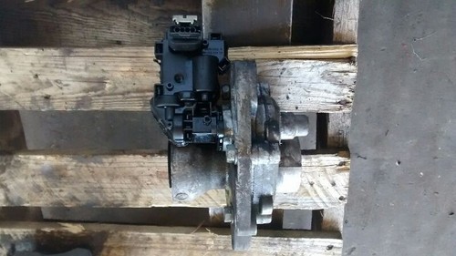 ENVOY XL  2003 4x4 Axle Actuator 480842 - Picture 4 of 4