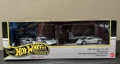 Hot Wheels Premium Collector Diorama 90s Supercars Set Porsche 911