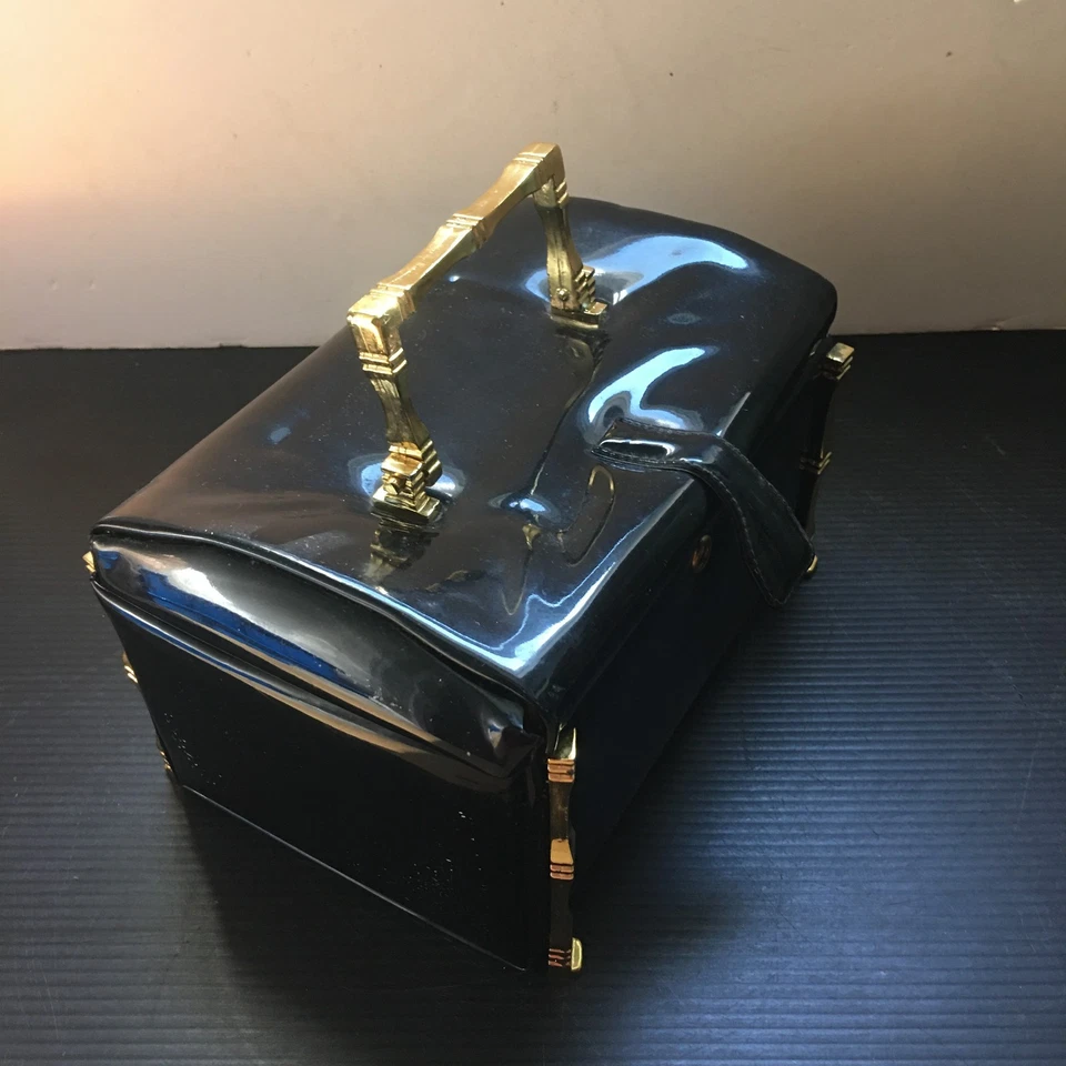 Cartera vintage Lewis Box negra con asas de metal tono dorado Arnold's of Chicago 7"L Foto 2 de 4