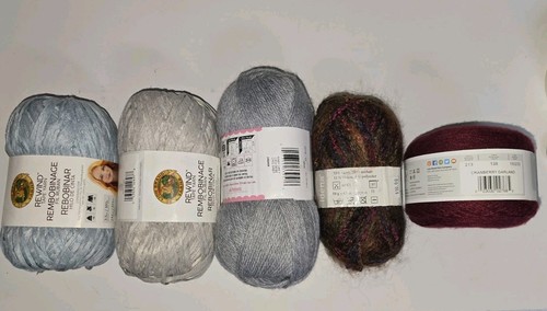 New Mixed Yarn Lion Brand- Fame Patrons All Full Skeins Unused - Picture 3 of 4