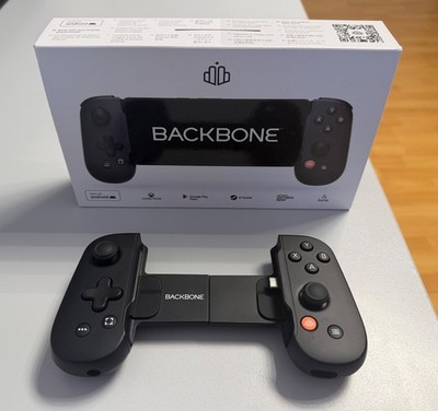 Backbone One 1. Gen Controller für iPhone (iOS) & Android, schwarz, mit OVP