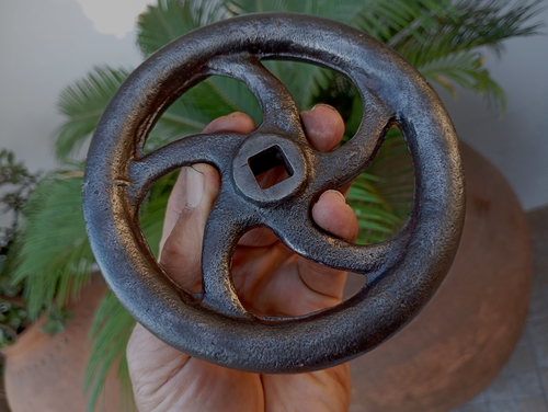 Perilla de manija de válvula de caldera de vapor de hierro fundido de rueda de colección plomería antigua 5"