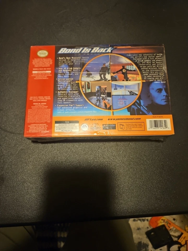 Doble 07 el mundo no es suficiente deuda no sesenta y cuatro This Is Nus-006  Foto 2 de 3