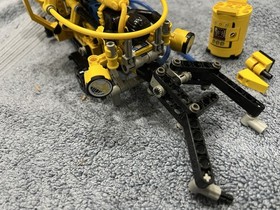 LEGO Technic: Search Sub (8250) 95% Complete Excellent Condition