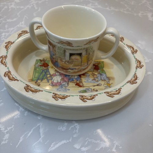 Set of Vtg Royal Doulton Bunnykins Oval Bowl 8 1/4" & Double Handed Mug/Cup - Picture 2 of 23