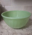 Vtg Jadeite Bowl Green Swirl Glass Fire King Oven Ware 9" FireKing Mixing