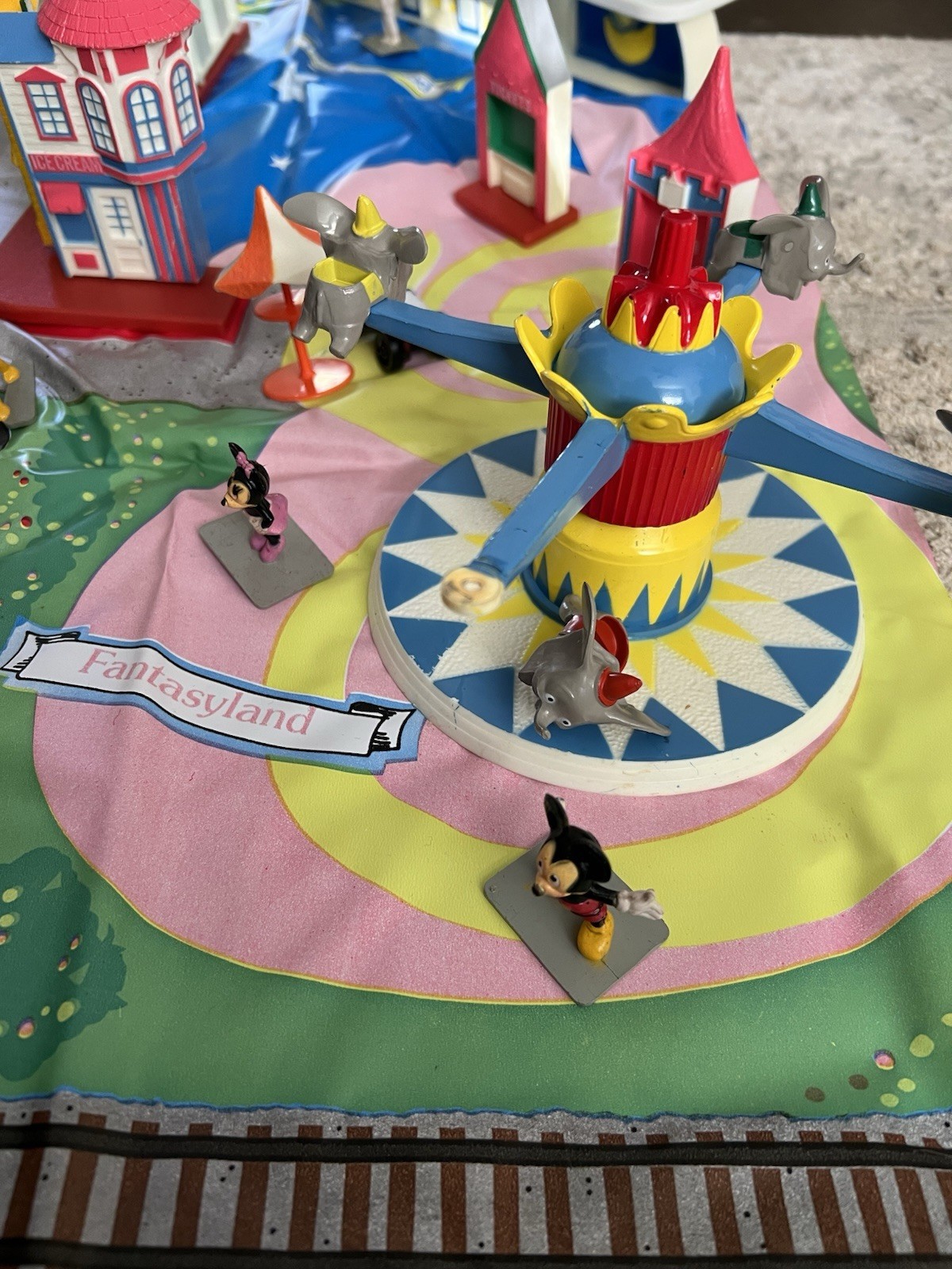 Foto 5 di 9