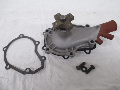 Massey Ferguson Water Pump 1022115M91 for 300 and 205 Combines - Picture 5 of 12