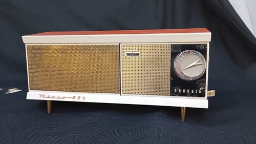 w/Video Rare Vintage 1960's Grundig Micro-Boy Transistor Radio w/Docking Console - Video 1 of 1