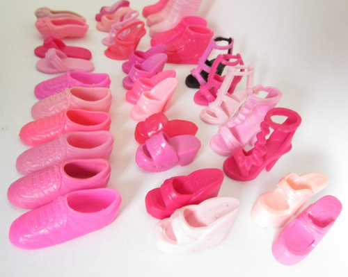 Vintage Barbie Mismatched Shoes Lot of 34 Boots Sneakers Heels Mules Flats Pink - Picture 5 of 8