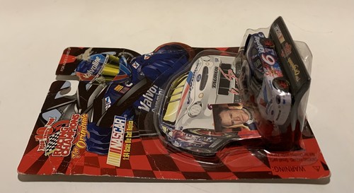 Racing Champions NASCAR Mark Martin Die-cast Ford Taurus Stock Car & Stand NOS - Picture 3 of 6