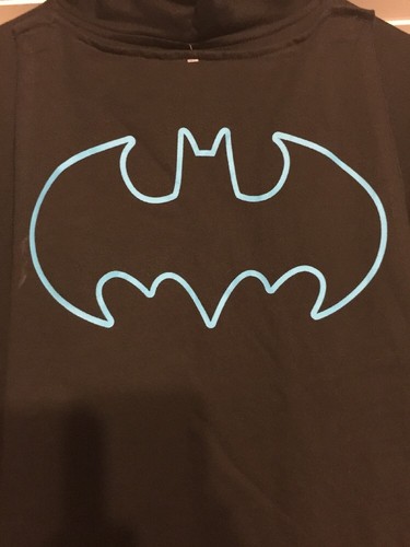 NWT BATMAN "GLOW IN THE DARK" HOODIE WITH REMOVEABLE CAPE Boys SIZE XL full zip - Picture 9 of 12